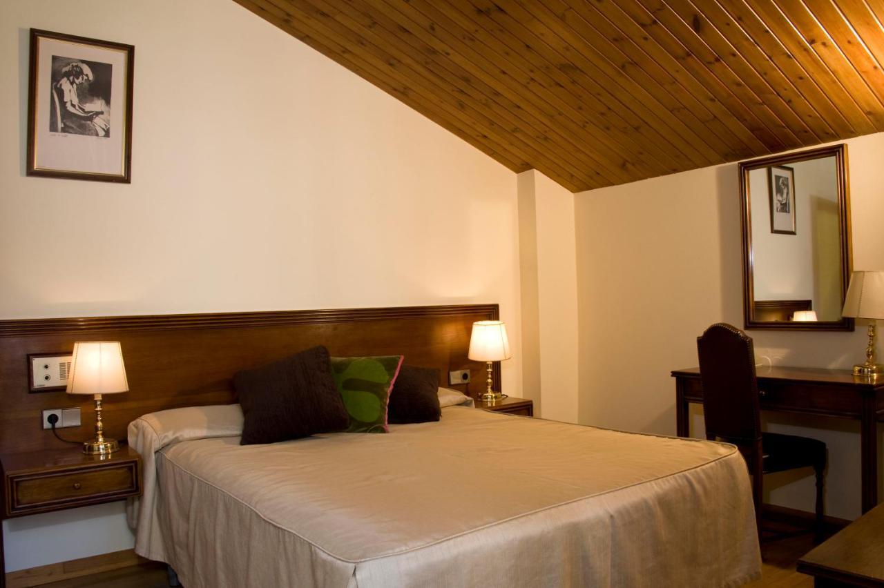 Hotel Santa Bàrbara De La Vall D'ordino Esterno foto