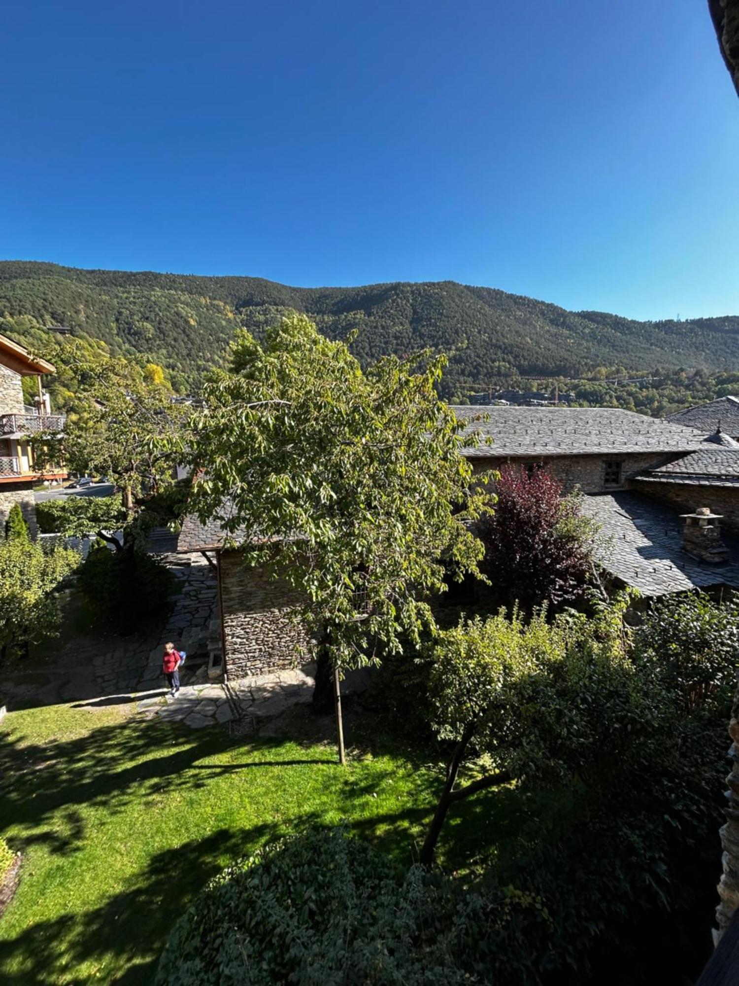 Hotel Santa Bàrbara De La Vall D'ordino Esterno foto