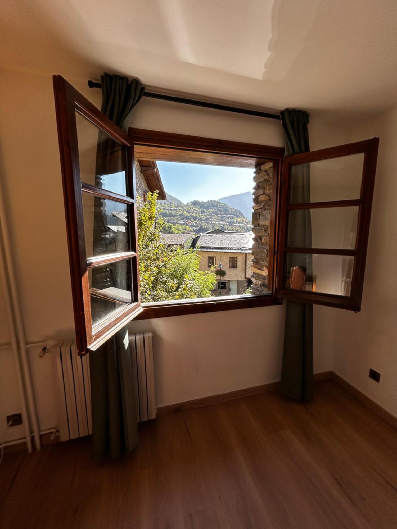 Hotel Santa Bàrbara De La Vall D'ordino Esterno foto