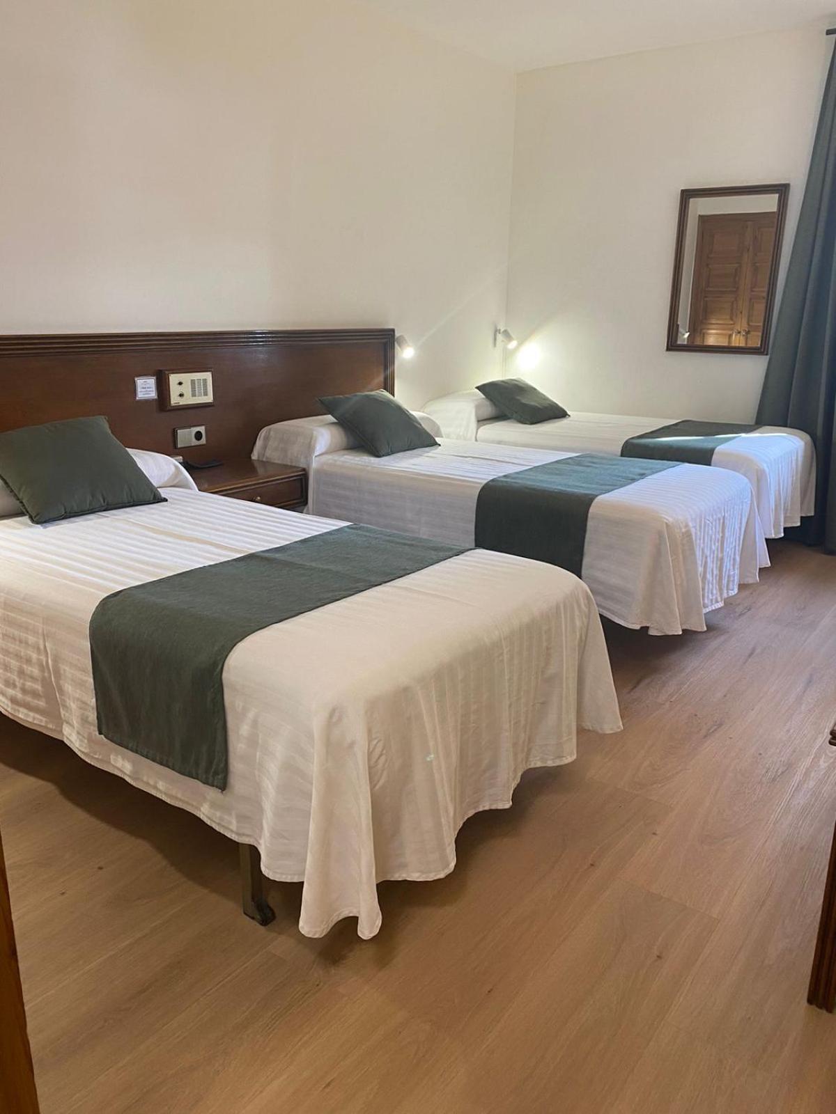 Hotel Santa Bàrbara De La Vall D'ordino Esterno foto