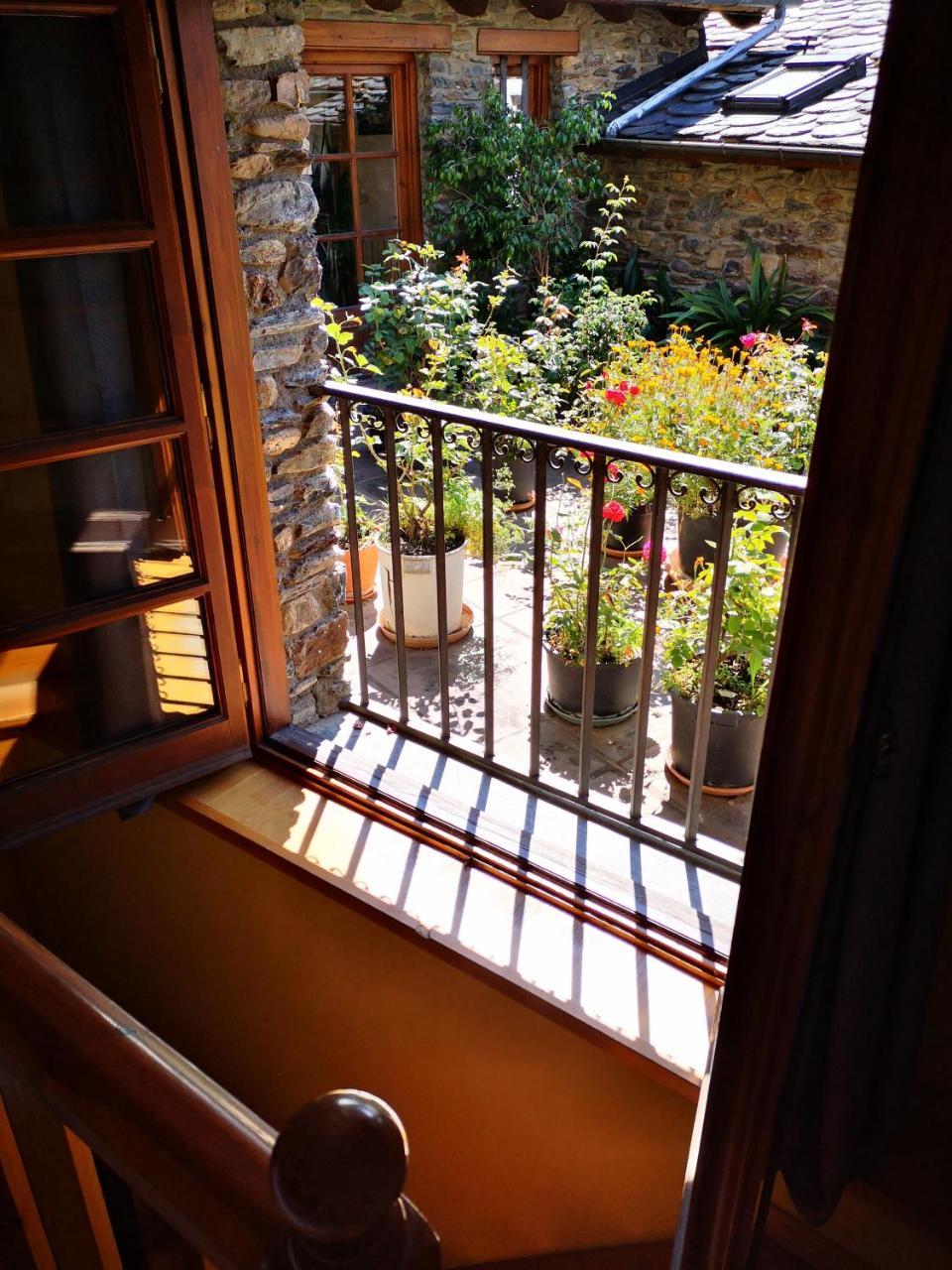 Hotel Santa Bàrbara De La Vall D'ordino Esterno foto